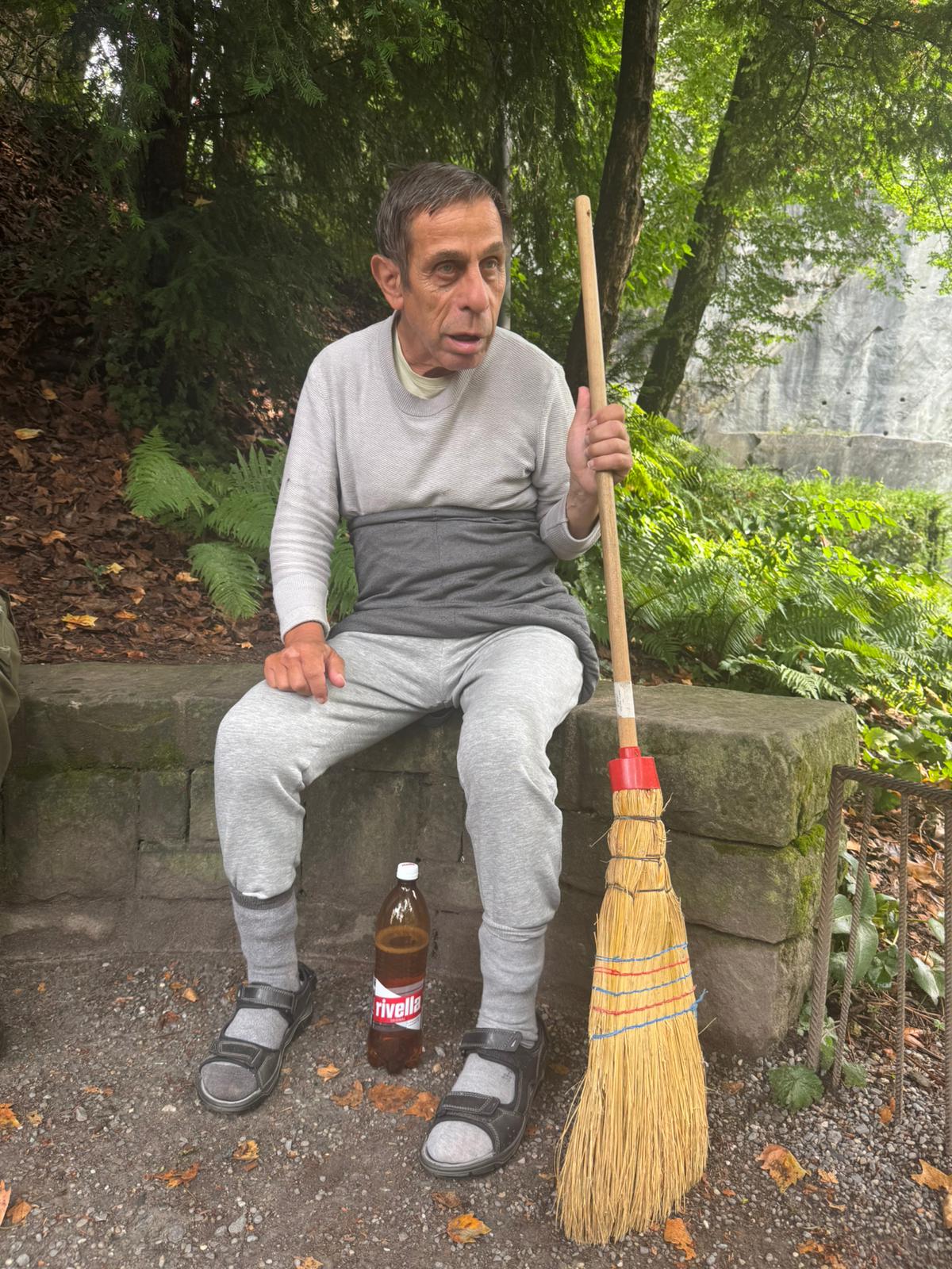 Assista_WK25_2008 (1).jpg